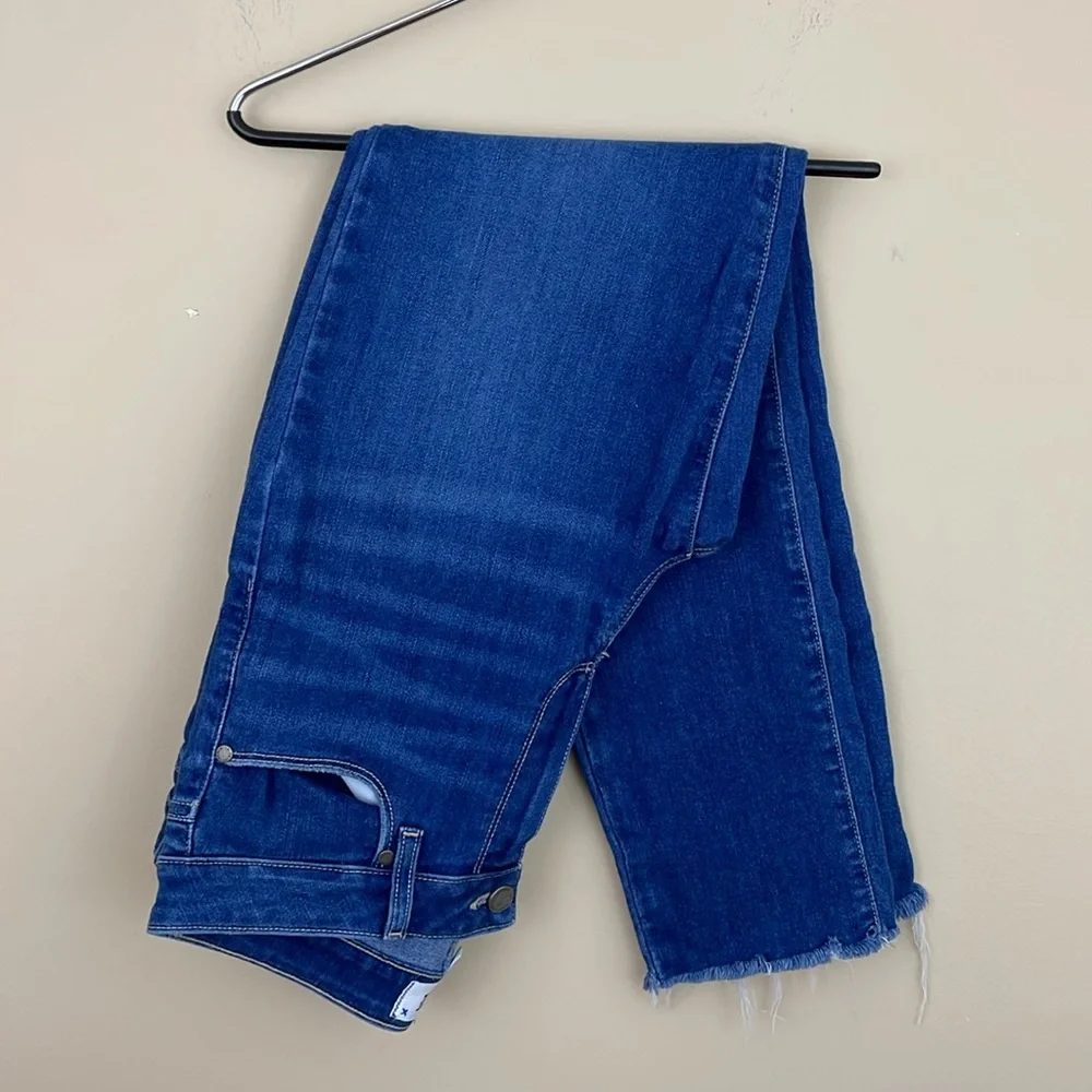 PAIGE jeans Kylie Crop raw hem ankle jeans 30